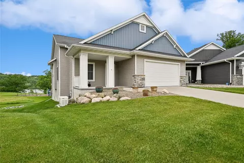 2245 Tranquil Ct NW, Cedar Rapids, IA 52405