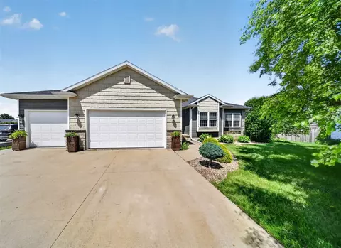 168 Free Bird Ct, Palo, IA 52324