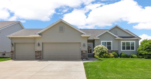 2405 Bridlewood Ct, Marion, IA 52302