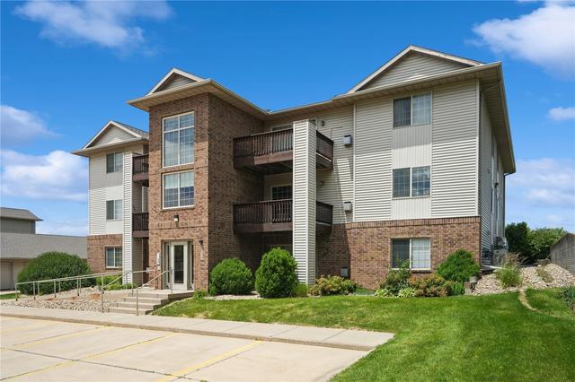 3010 Wilson SW #11, Cedar Rapids, IA 52404
