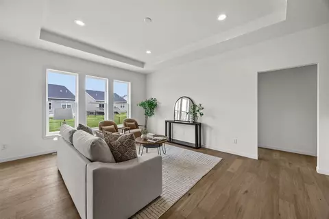 3063 Duckhorn Cv, Marion, IA 52302