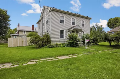 Exterior - 401 E 4th St, Tipton, IA 52772 photo 2 of 6