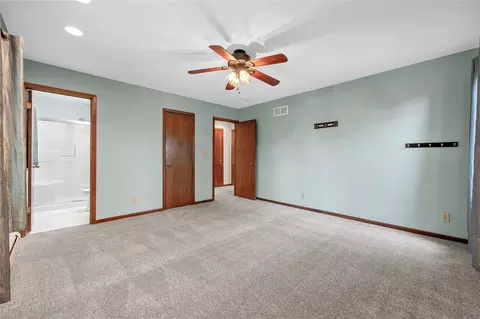 356 E Post Rd SE, Cedar Rapids, IA 52403 photo 28