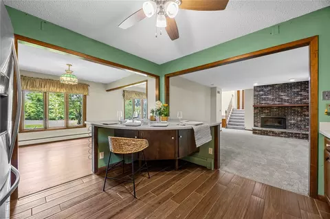 356 E Post Rd SE, Cedar Rapids, IA 52403 photo 3