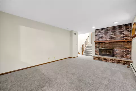 356 E Post Rd SE, Cedar Rapids, IA 52403 photo 38