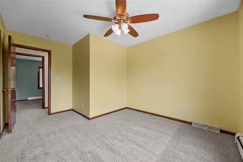 356 E Post Rd SE, Cedar Rapids, IA 52403 photo 32