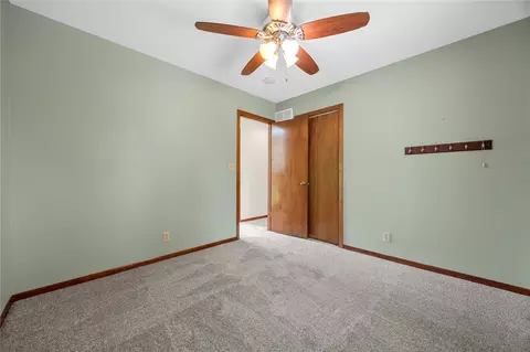 356 E Post Rd SE, Cedar Rapids, IA 52403 photo 31