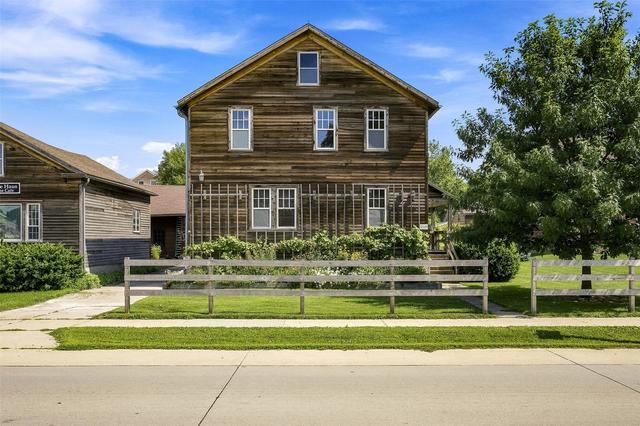 4529 220th Trl, Amana, IA 52203