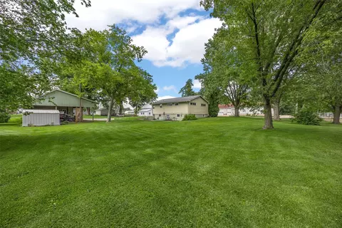 Exterior - 1311 Main St, Ely, IA 52227 photo 2 of 6