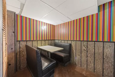 Dining - 1311 Main St, Ely, IA 52227 photo 1 of 1