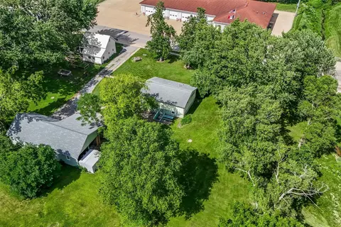View/Area - 1311 Main St, Ely, IA 52227 photo 4 of 10