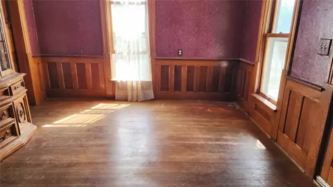 Other - 1114 2nd Ave, Vinton, IA 52349 photo 3 of 6
