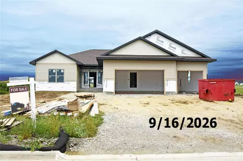 4123 Gemstone Rd, Marion, IA 52302