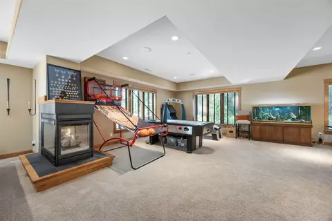 Other - 4640 Blarney Dr, Cedar Rapids, IA 52411 photo 8 of 12