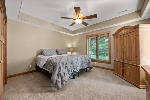 Bedroom - 4640 Blarney Dr, Cedar Rapids, IA 52411 photo 5 of 5