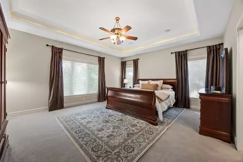 Bedroom - 4640 Blarney Dr, Cedar Rapids, IA 52411 photo 1 of 5