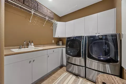 Other - 4640 Blarney Dr, Cedar Rapids, IA 52411 photo 2 of 12
