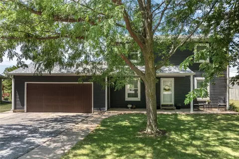 3168 122nd St, Amana, IA 52203