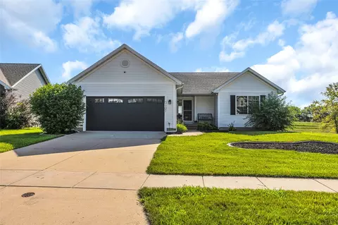 3607 Field Stone Pl SW, Cedar Rapids, IA 52404