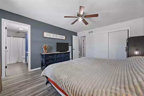 Bedroom - 624 E 6th St, Tipton, IA 52772 photo 2 of 5