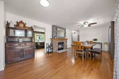 Dining - 624 E 6th St, Tipton, IA 52772 photo 1 of 1