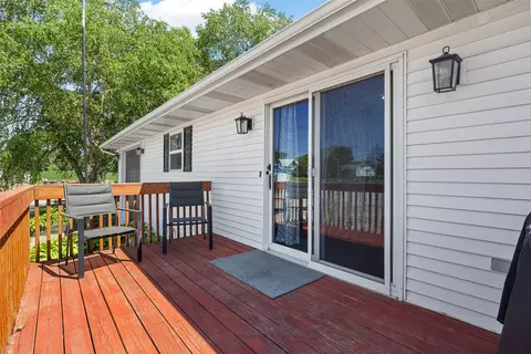Exterior - 624 E 6th St, Tipton, IA 52772 photo 5 of 7