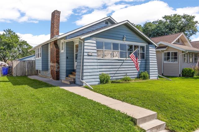 1062 G Ave NW, Cedar Rapids, IA 52405