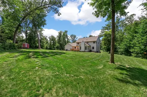 Exterior - 4600 Deer View Rd, Cedar Rapids, IA 52411 photo 5 of 6