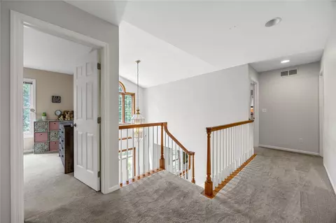 Entry Way - 4600 Deer View Rd, Cedar Rapids, IA 52411 photo 2 of 3