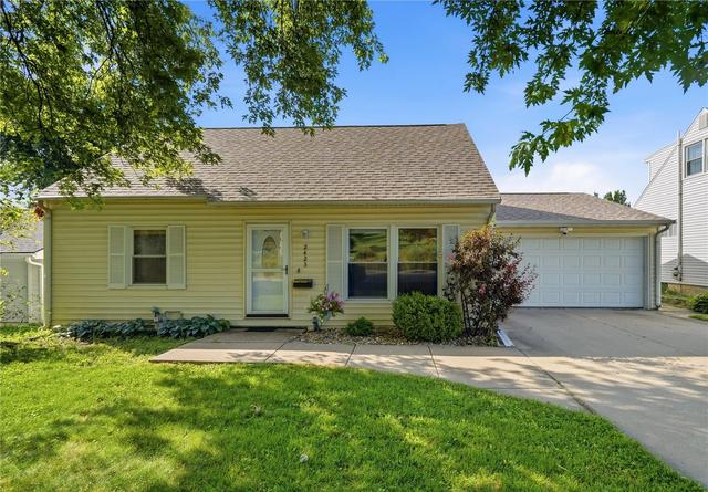 2423 1st Ave SW, Cedar Rapids, IA 52405