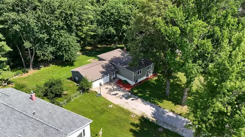 1948 Surf Dr NE, Solon, IA 52333