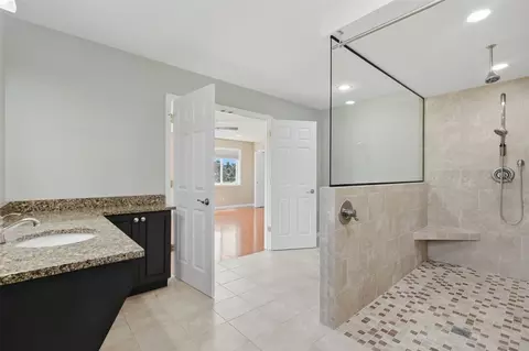 Bath - 5841 Michael Dr NE, Cedar Rapids, IA 52411 photo 2 of 3