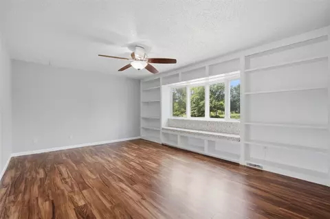 Living - 5841 Michael Dr NE, Cedar Rapids, IA 52411 photo 1 of 5