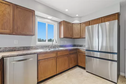 Kitchen - 5841 Michael Dr NE, Cedar Rapids, IA 52411 photo 1 of 2