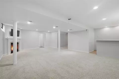 Living - 5841 Michael Dr NE, Cedar Rapids, IA 52411 photo 3 of 5