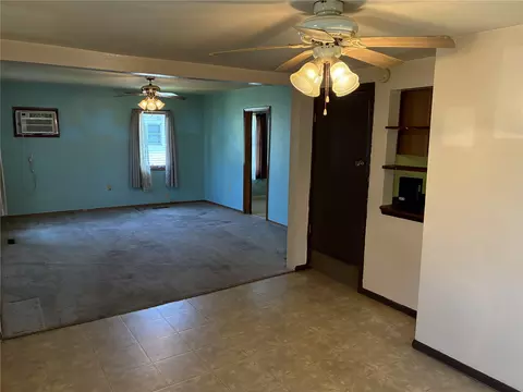 Living - 508 E 3rd St, Vinton, IA 52349 photo 1 of 7