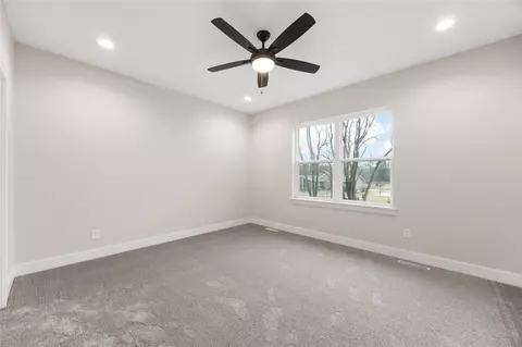 2154 Royal Oak Ridge Rd, Marion, IA 52302 photo 13