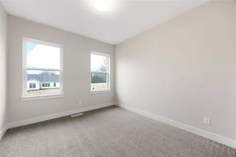 2154 Royal Oak Ridge Rd, Marion, IA 52302 photo 15