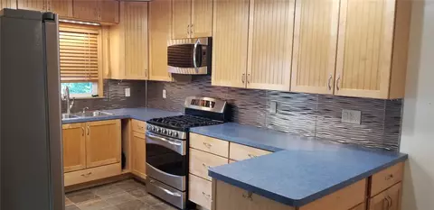 701 34th St SE, Cedar Rapids, IA 52403