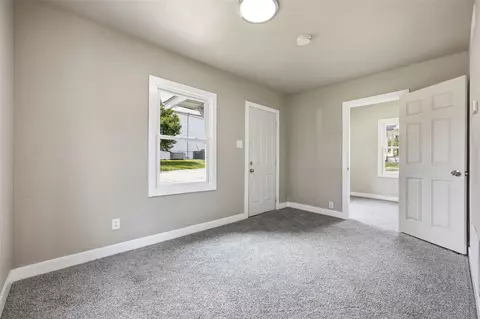 Bedroom - 3015 2nd Ave SE, Cedar Rapids, IA 52403 photo 1 of 3