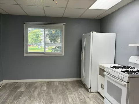 Kitchen - 602 E 9th, Vinton, IA 52349 photo 1 of 3
