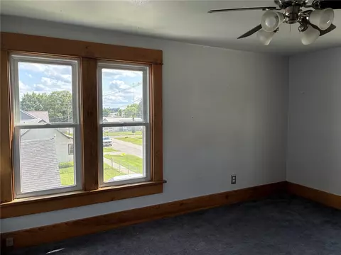 Bedroom - 602 E 9th, Vinton, IA 52349 photo 1 of 3