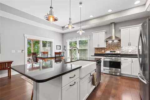 Kitchen - 4100 Windfall Dr NW, Cedar Rapids, IA 52405 photo 2 of 3