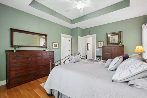 Bedroom - 4100 Windfall Dr NW, Cedar Rapids, IA 52405 photo 2 of 6