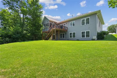 Exterior - 4100 Windfall Dr NW, Cedar Rapids, IA 52405 photo 8 of 11