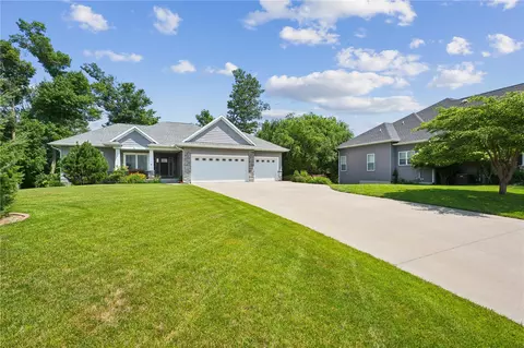 Exterior - 4100 Windfall Dr NW, Cedar Rapids, IA 52405 photo 3 of 11