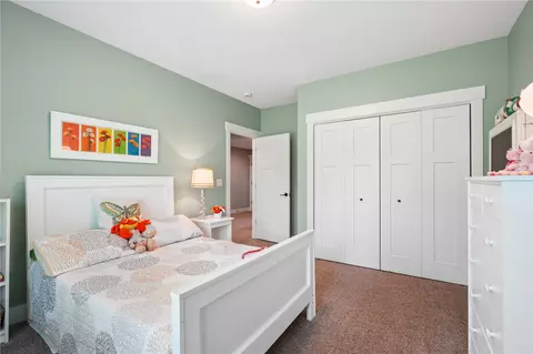 Bedroom - 4100 Windfall Dr NW, Cedar Rapids, IA 52405 photo 4 of 6