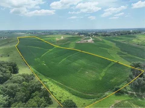Old Cass Road, Anamosa, IA 52205