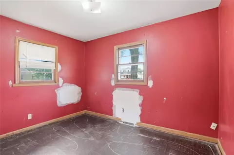 Bedroom - 3105 Schaeffer Dr SW, Cedar Rapids, IA 52404 photo 1 of 6