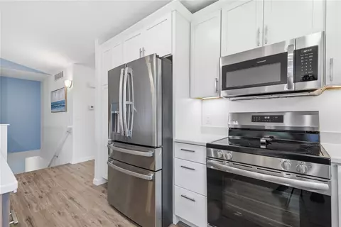 Kitchen - 1848 Comisky Ct, Ely, IA 52227 photo 3 of 3
